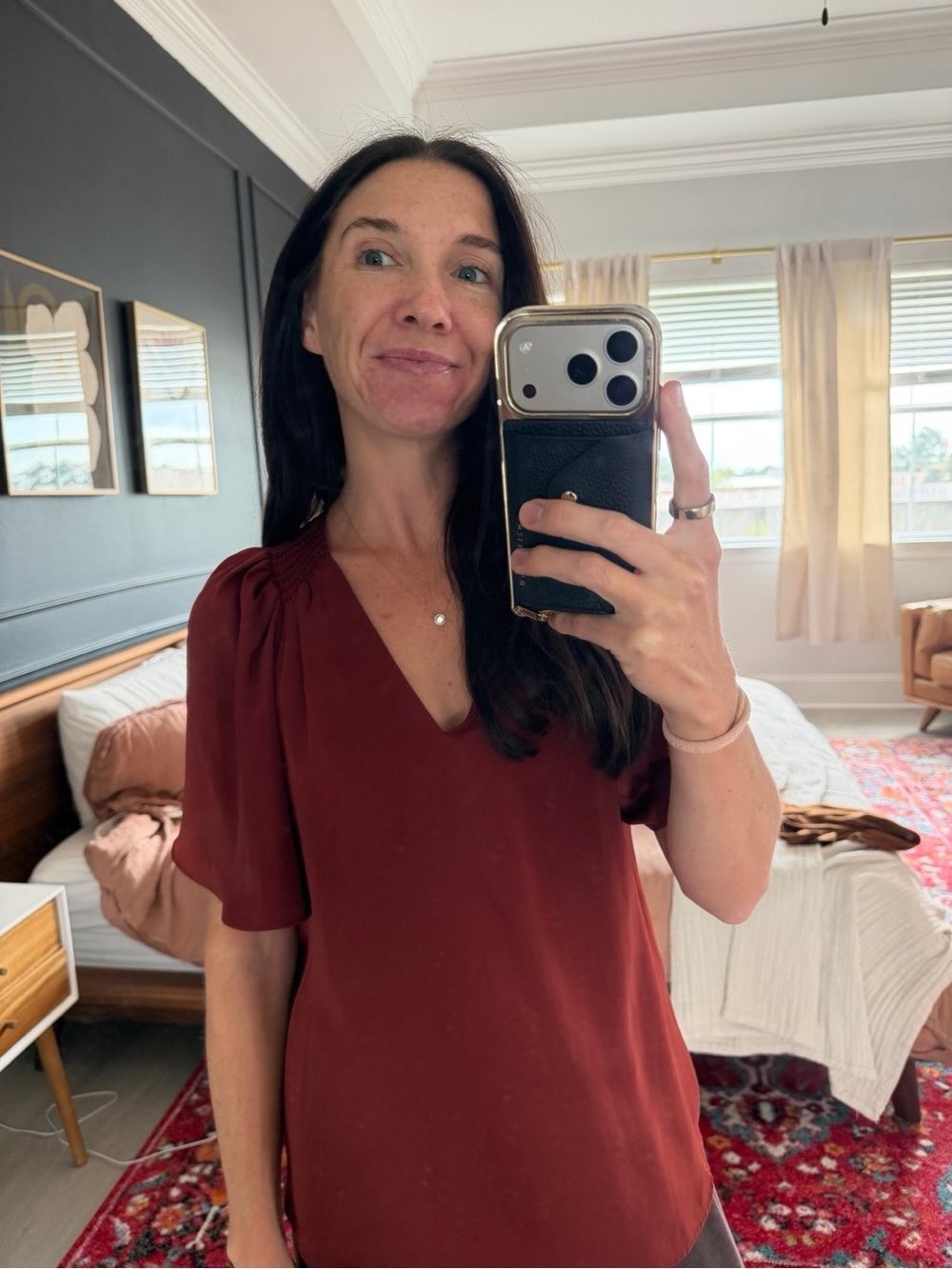 Banana Republic V-Neck Puff Sleeve Top in Burgundy